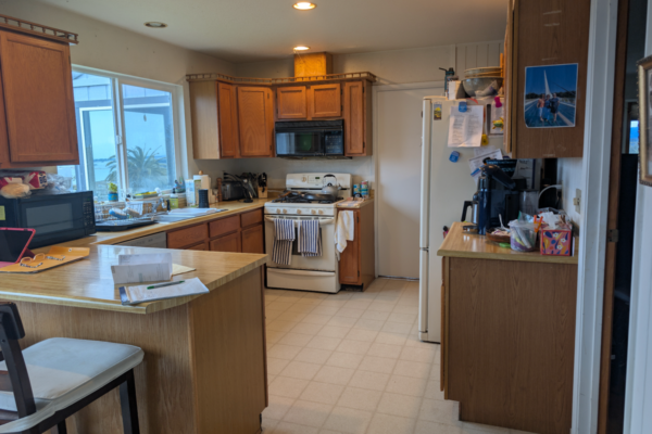 kitchen-before A client's kitchen before their Ultimate Building Solutions remodel.